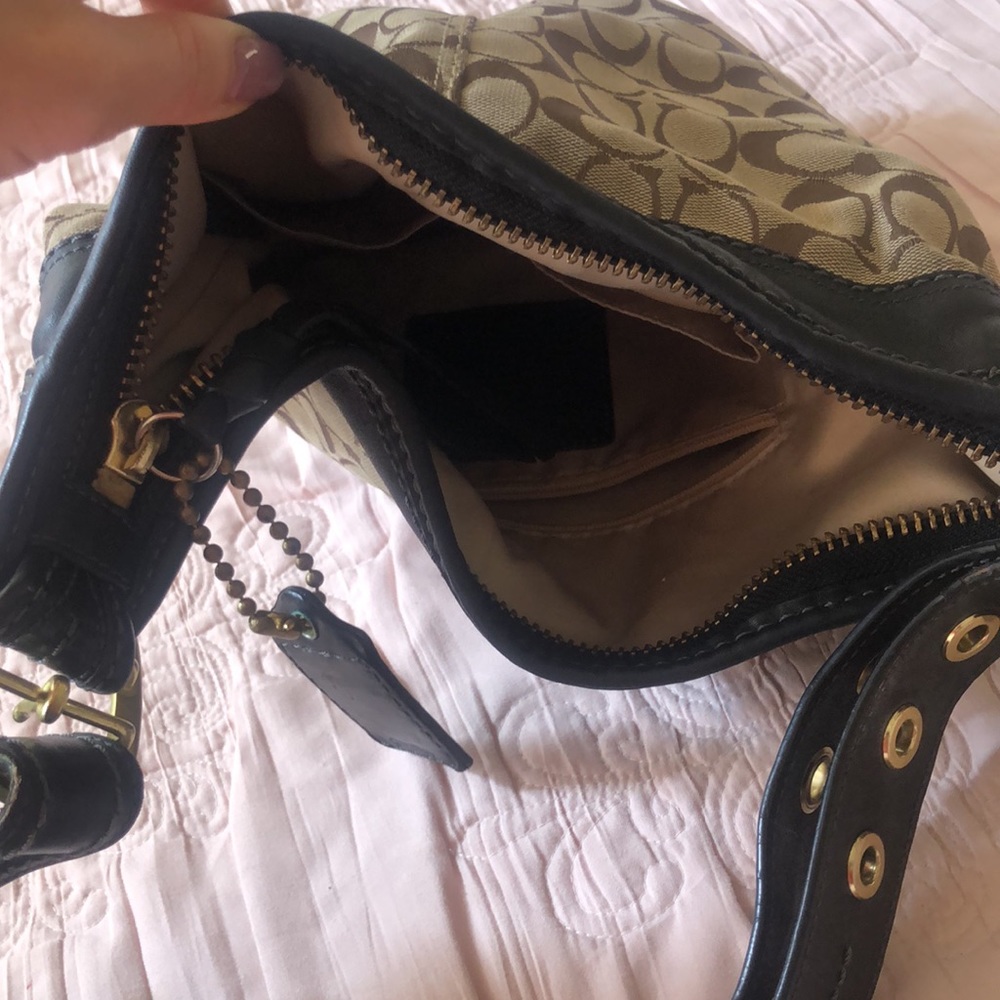 Purse - Picture 3 of 6